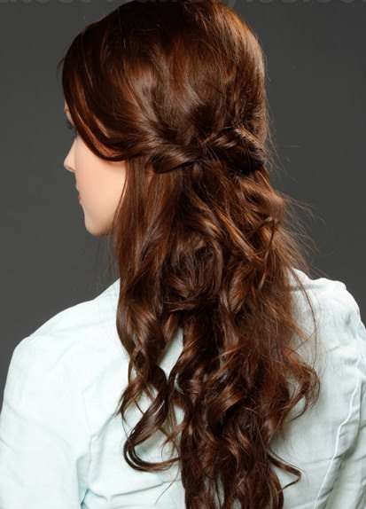 Half Crown Braid-Easy hairstyles to make at home