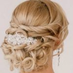 Classy Hairstyles for Girls Chignon