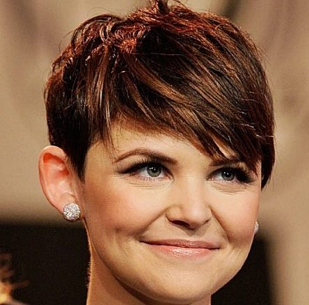Edgy Pixie cut for round face