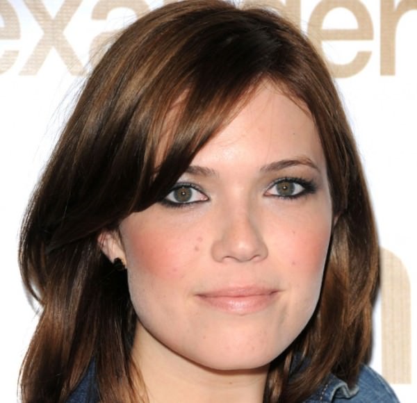 Funky Mandy Moore Short Hairstyles Straight Layered Hair