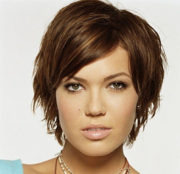 Funky Mandy Moore Short Hairstyles Stylish Graded Universal