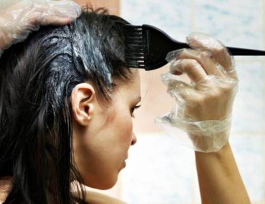 Procedure to Do Peekaboo Highlights