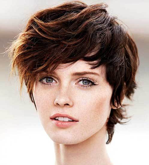 Shaggy and Chic Hairstyle-Ideas for Short Choppy Haircuts