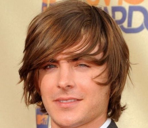 shaggy hairstyle with bangs for men