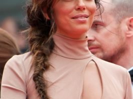 15 Cute Hairstyles for Long Faces Messy Fishtail Hairstyles for Long Faces