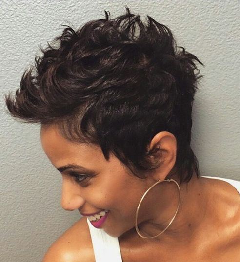 Casual Messy sassy short haircuts for women