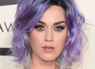 20 Stunning Short Hairstyles for Women 20.) Vibrant Bob Short Hairstyles for Women