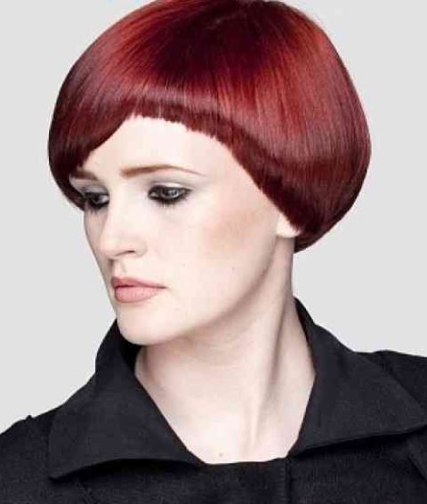 Blunt Bowl Cut- Hairstyles for short hair