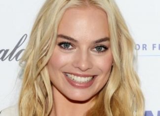 20 Different Hairstyles for Shoulder Length Hair Blunt-End Tousle Hairstyles for Shoulder Length Hair