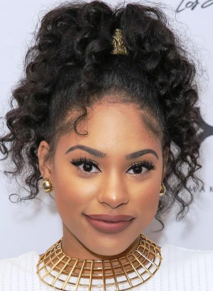 High Ponytail- Natural curly hairstyles