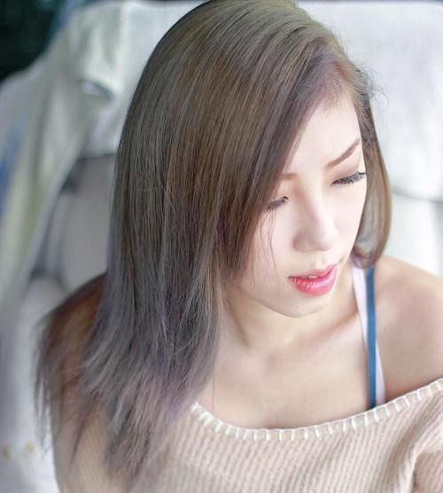 Long Sleek and Feathery Ombre Hair Grey Highlights