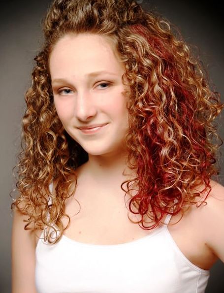 Natural Curly Hair with Highlights- Natural curly hairstyles