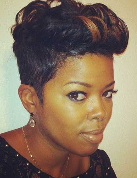 Natural Hairstyles for Short Hair