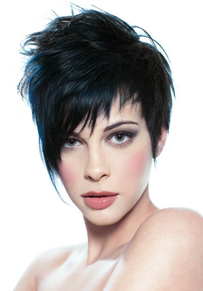 Tousled and Textured Hairstyle for Thick Hair- Short hairstyles for thick hair