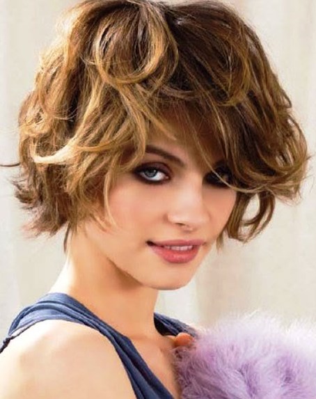 Shaggy Beauty- Short wavy hairstyles for girls