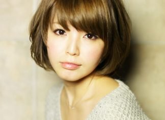 20 Ravishing Short Haircuts for Fine Hair Short Hair with Bangs- Short haircuts for fine hair