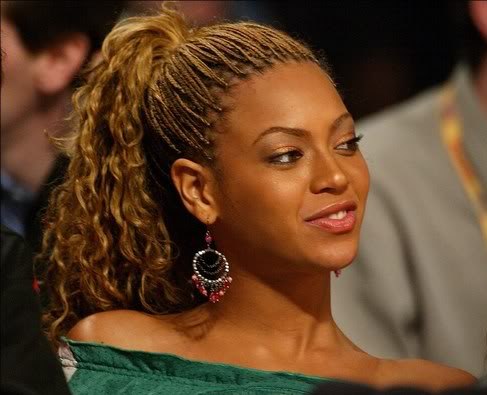 Beyonce rocking box braids high up pony