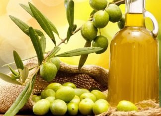Olive Oil for Hair (Tips & Tricks) olive oil for hair trips and tricks