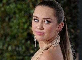 20 Best Miley Cyrus Haircuts and Hairstyles Long Pony Tail Miley Cyrus haircuts