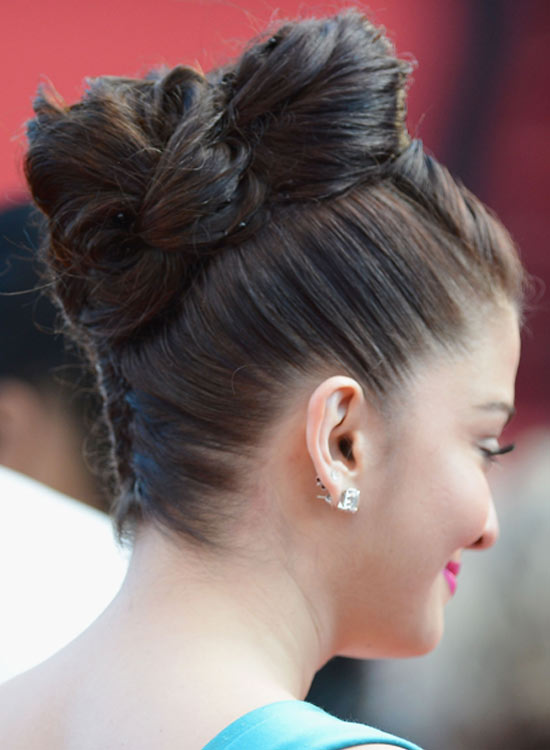 Double knot Hairstyles for Indian Wedding 