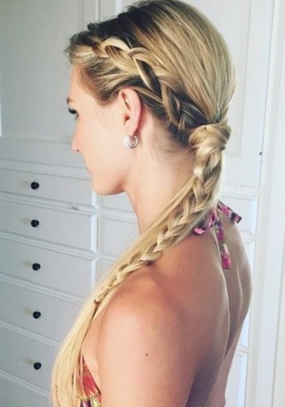 Beach Friendly Ponytail- Side ponytail hairstyles