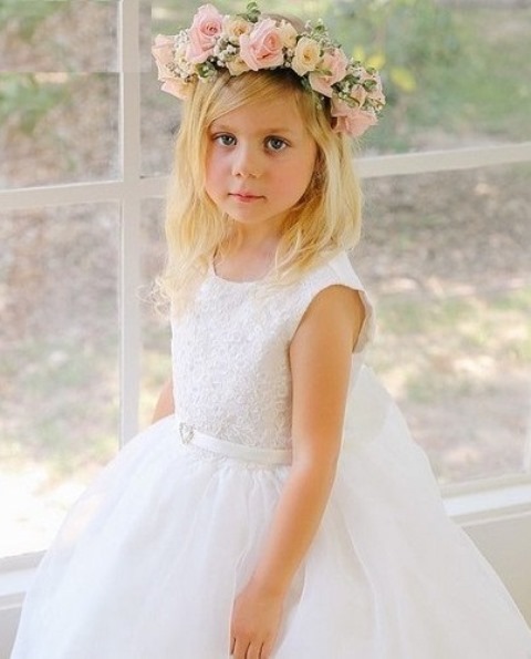 Charming Flower Crown- Flower girl hairstyles