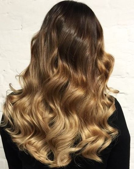 Curly and Dark Blonde Balayage Looks