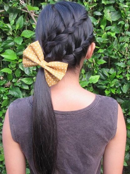 Diagonally Braided Ponytail- French braid ponytails