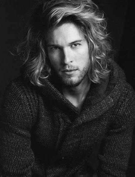 20 Unique Curly Hairstyles for Men