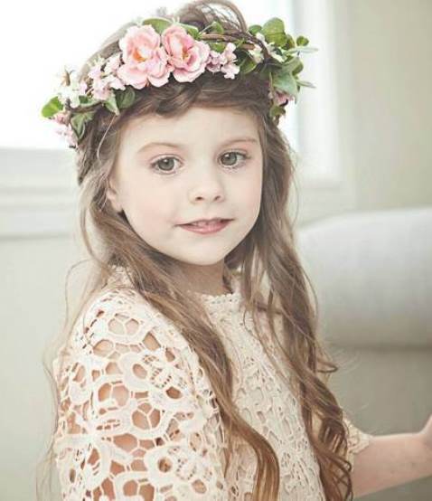 Loose Messy Curls- Flower girl hairstyles