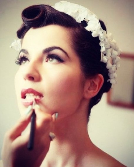 Retro Style Wedding Hairstyle- Wedding hairstyles for medium hair