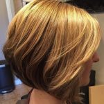 Simple Beauty Short Straight Hairstyles and Haircuts