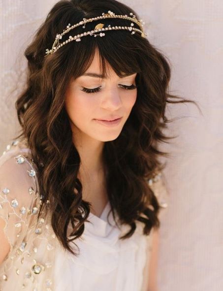 Simple Wavy Wedding Hairstyle- Wedding hairstyles for medium hair