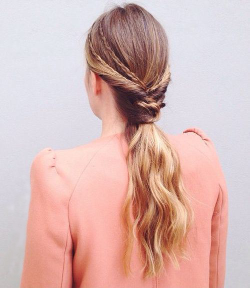 Ponytail with a Braided Element Wavy Ponytails