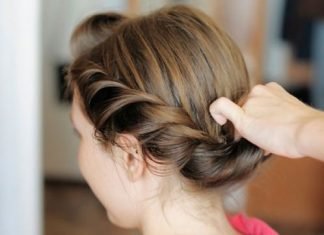15 Simple Short Hair Buns Side Braided Bun Short Hair Buns
