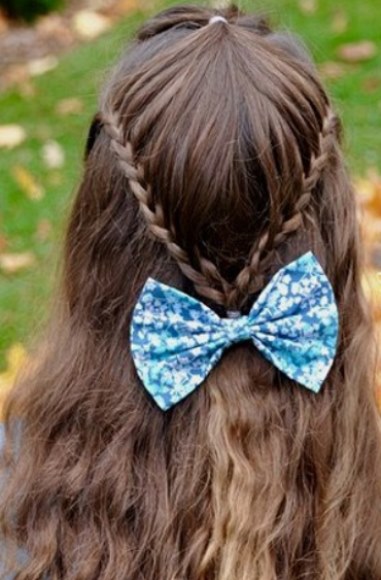 Bow Hairstyle- Hairstyles for teenage girls