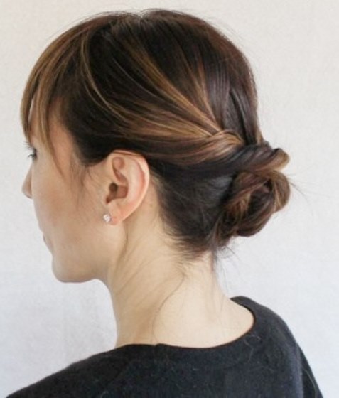 Side Knotted Ponytail- Loose updos