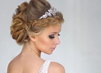 20 Iconic Bridal Hairstyles Curly Hairdo with a Bouffant and a Lace Braid- Bridal hairstyles