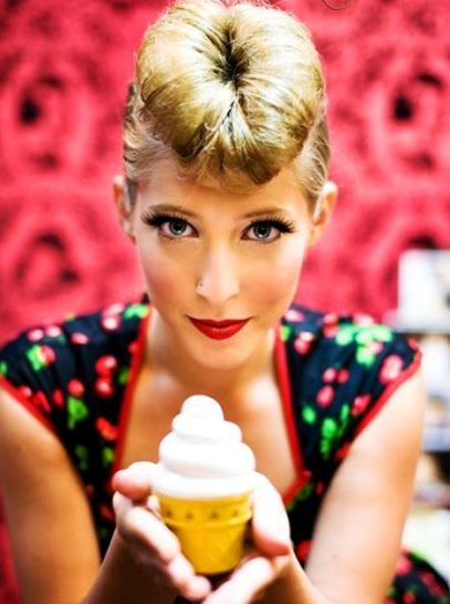 Donut Do- Pin up hairstyles