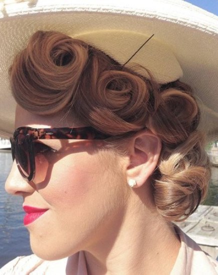 Elegant Updo- Pin up hairstyles