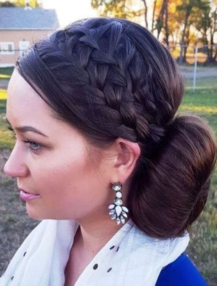 Side Ponytail with a Twist- French braid hairstyles