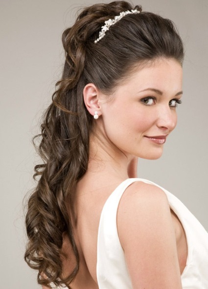 Half Up and Half Down- Wedding curly hairstyles