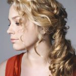 Loose Ponytail- Hairstyles for prom