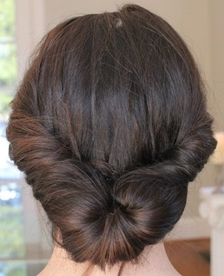 Low Bun- Loose updos