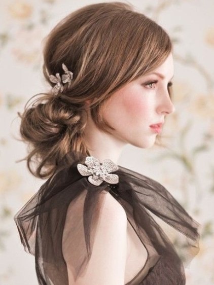 Low Voluminous Knot- Bridal hairstyles