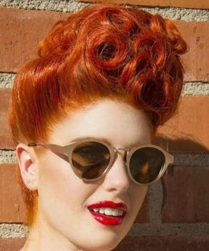 Roll on Updo- Pin up hairstyles