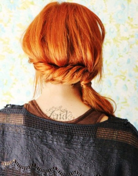 Side Ponytail with a Low Twist- Loose updos