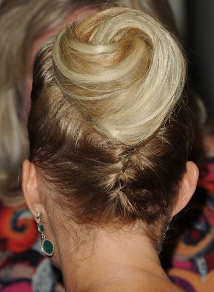 Spiral Bun- High bun updos