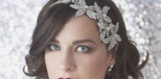 15 Chic Wedding Hair Updos for Elegant Brides Vintage Wedding Updo- Wedding hair updos