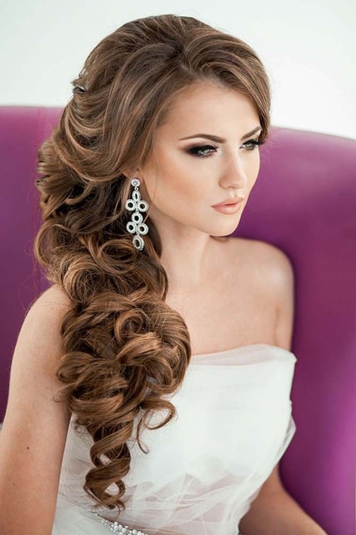  Try a Bouffant hairstyles for long hair